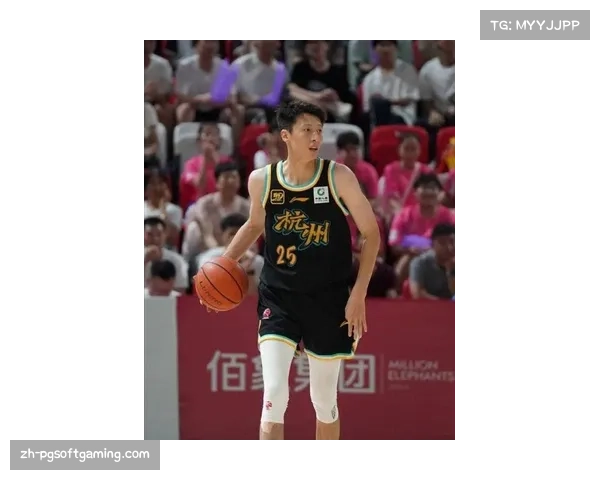 赵岩昊正式加盟辽宁队目标冲冠 周琦期待为核心带领团队前行